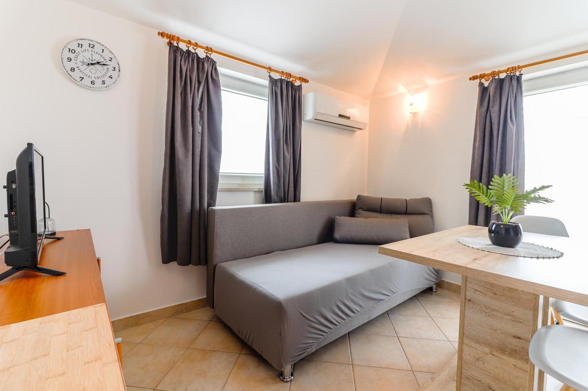 Sunshine Apartments Funtana With Balcony And Sea View Dış mekan fotoğraf